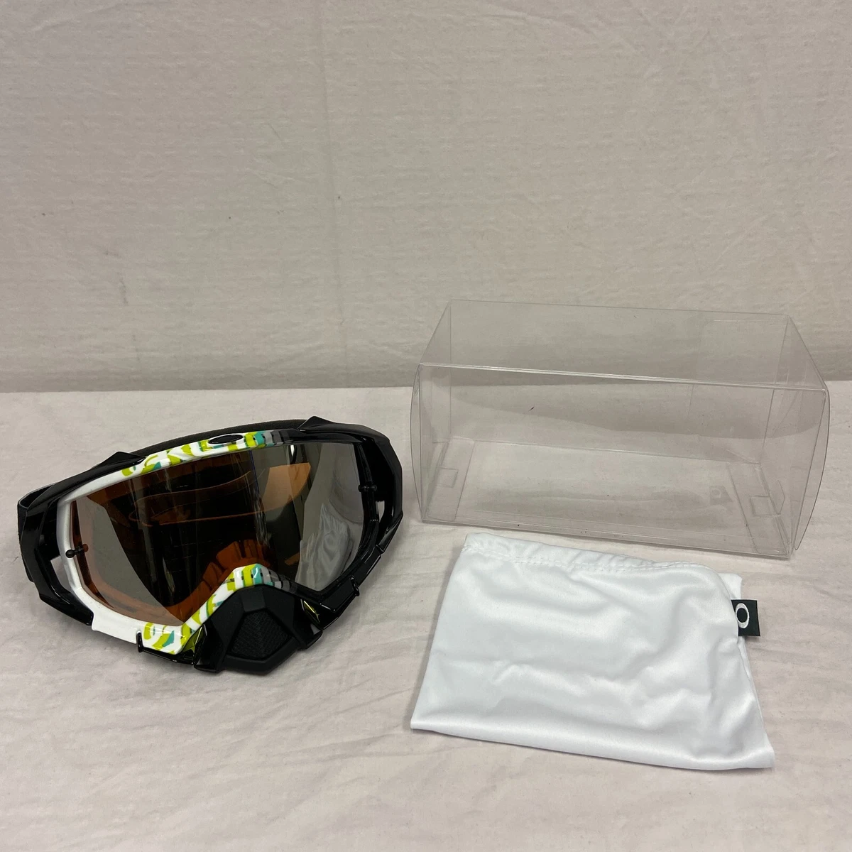 Oakley hotsell mayhem lenses