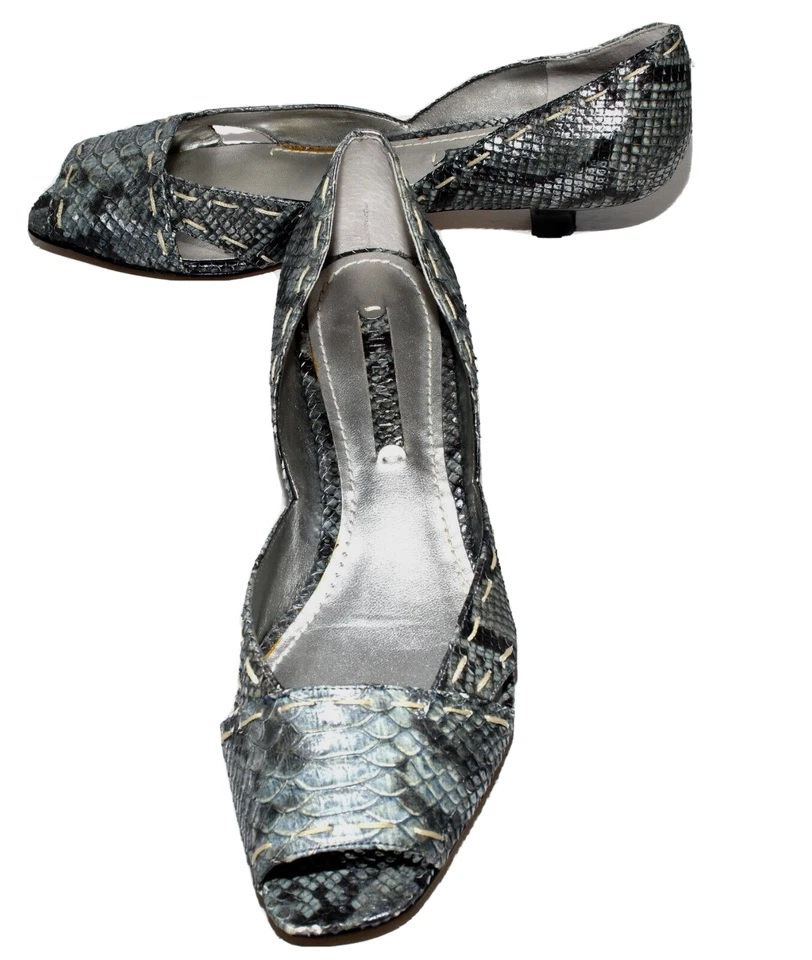 Nine West Frison Gris Serpiente Cuero Repujado Puntera Abierta Gatito Tacones 8M Caja Org Foto 4 de 4