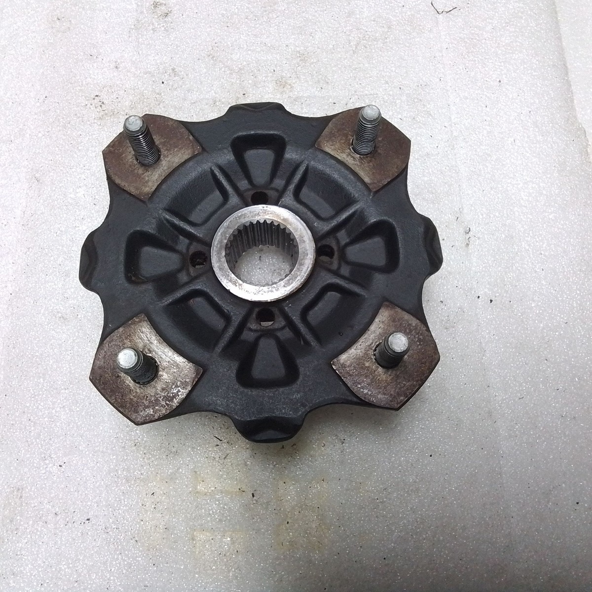 Caltric Rear Left Wheel Axle Hub Compatible With Honda 42620-HP0