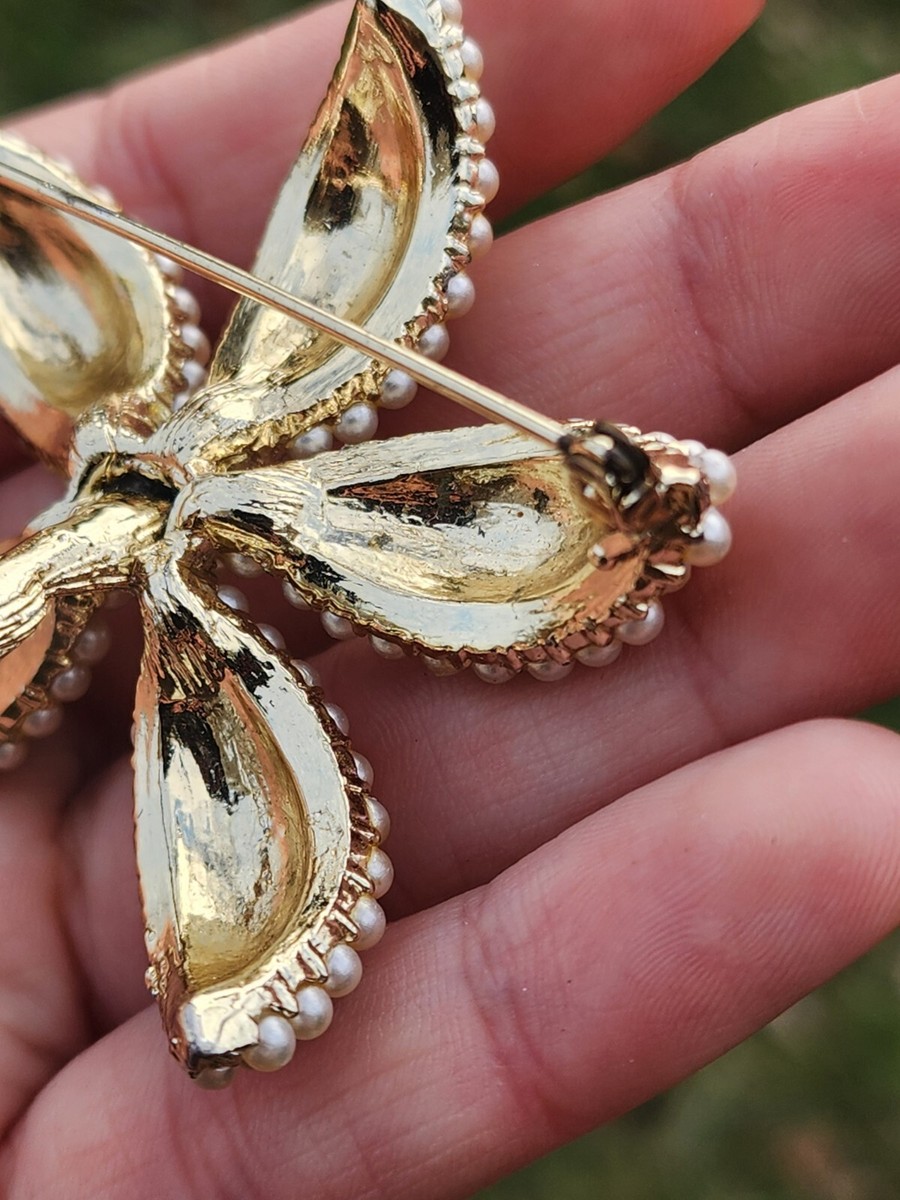 Vintage Large BSK Brooch Pin Brushed Gold Tone Flower Seed Bead