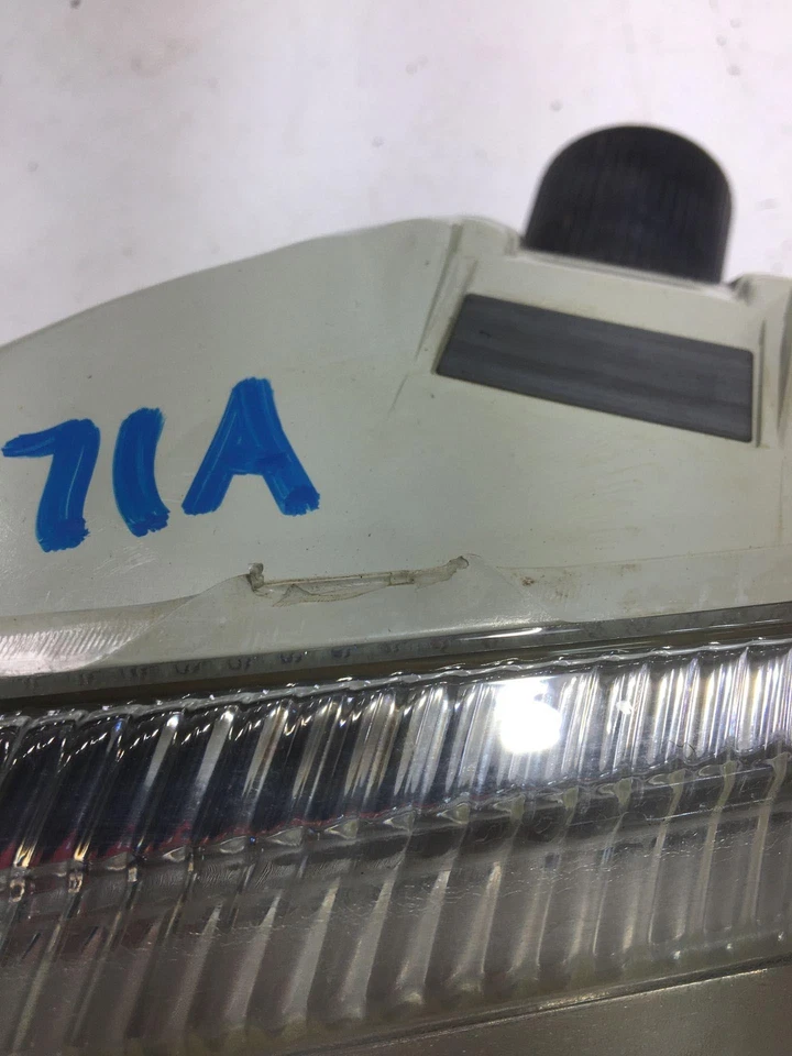 04 FARO FORD F250 SD PICKUP LADO CONDUCTOR LH LIGERO NUBLADO Foto 4 de 4