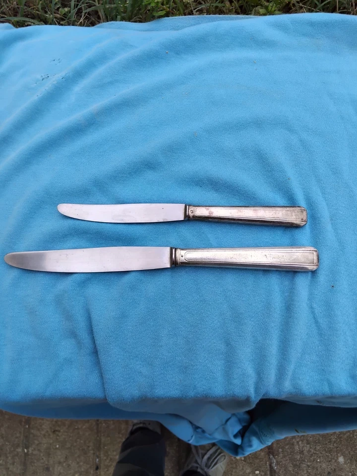 24  ANCIEN COUTEAUX DE TABLE EN METAL ARGENTE ART DECO  AVEC  poinçon 15 g 18 g - Photo 3/4