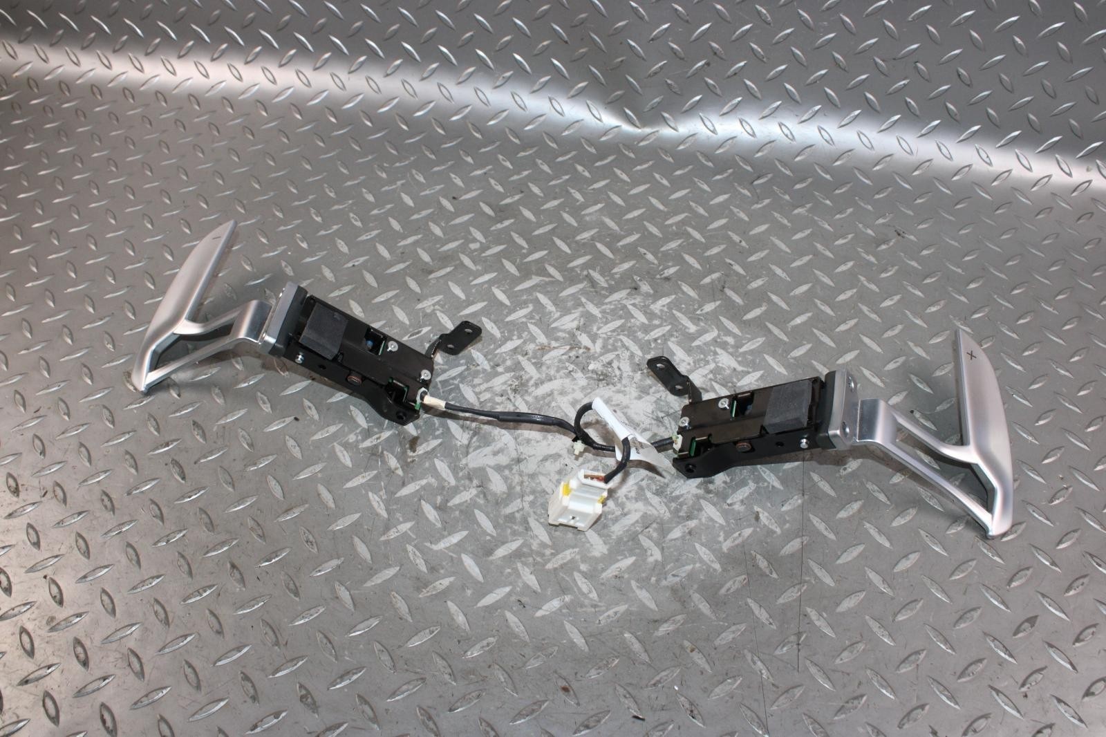 Maserati Ghibli 2014-2017 Paddle shifter Silver