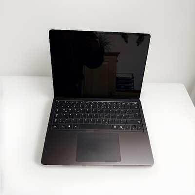 Microsoft Surface Laptop Copilot 13,8 , 16GB, 1TB SSD, NEUWERTIG