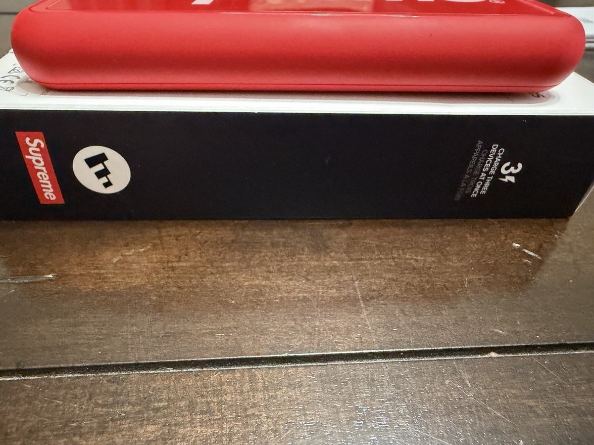 Supreme x Mophie Powerstation Plus XL Red 8000mAh | eBay