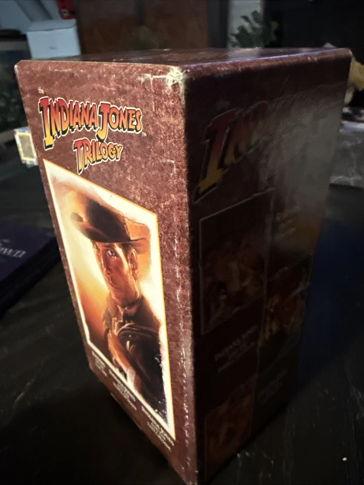 Indiana Jones Trilogy VHS 1989 3-Tape Collectors Edition H. Ford - Image 3 of 4