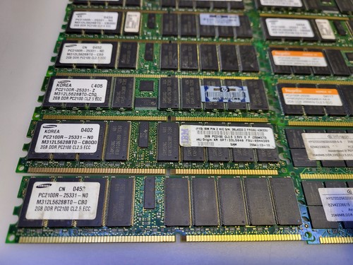 29 Pezzi Server PC DDR1 Registrato ECC Alta Qualità Memoria Oro MLCC Rottami di Recupero - Foto 4 di 24