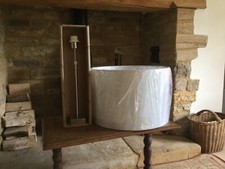 Neptun Iona 18 Zoll Lampenschirm. Warmes Licht mit Diffusor mit Hughes Pendelleuchte