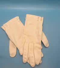 Chic Vintage 1950s-60s Women's Hand-Button Gloves Signed  All-Nylon, Size 6 1/2