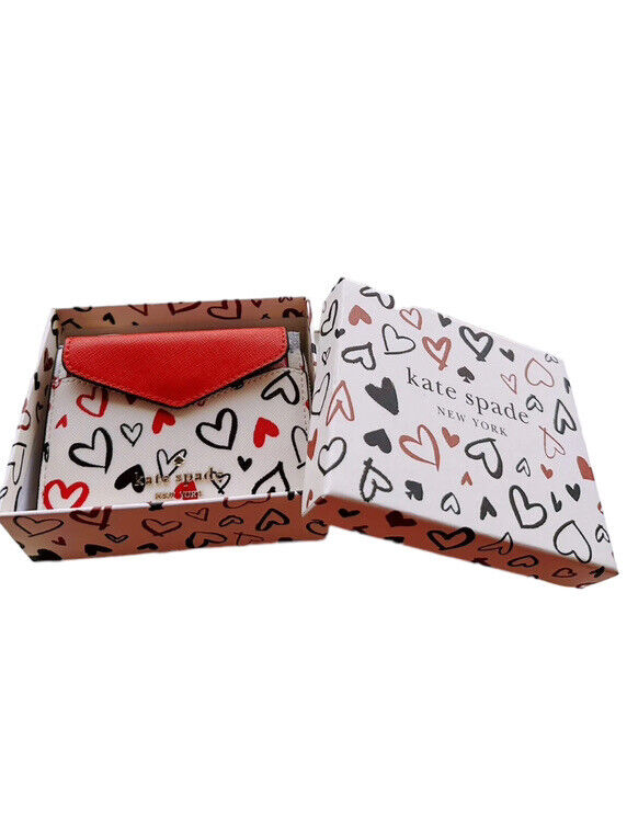 Here is the game on card holder Card holder (heart card) $430