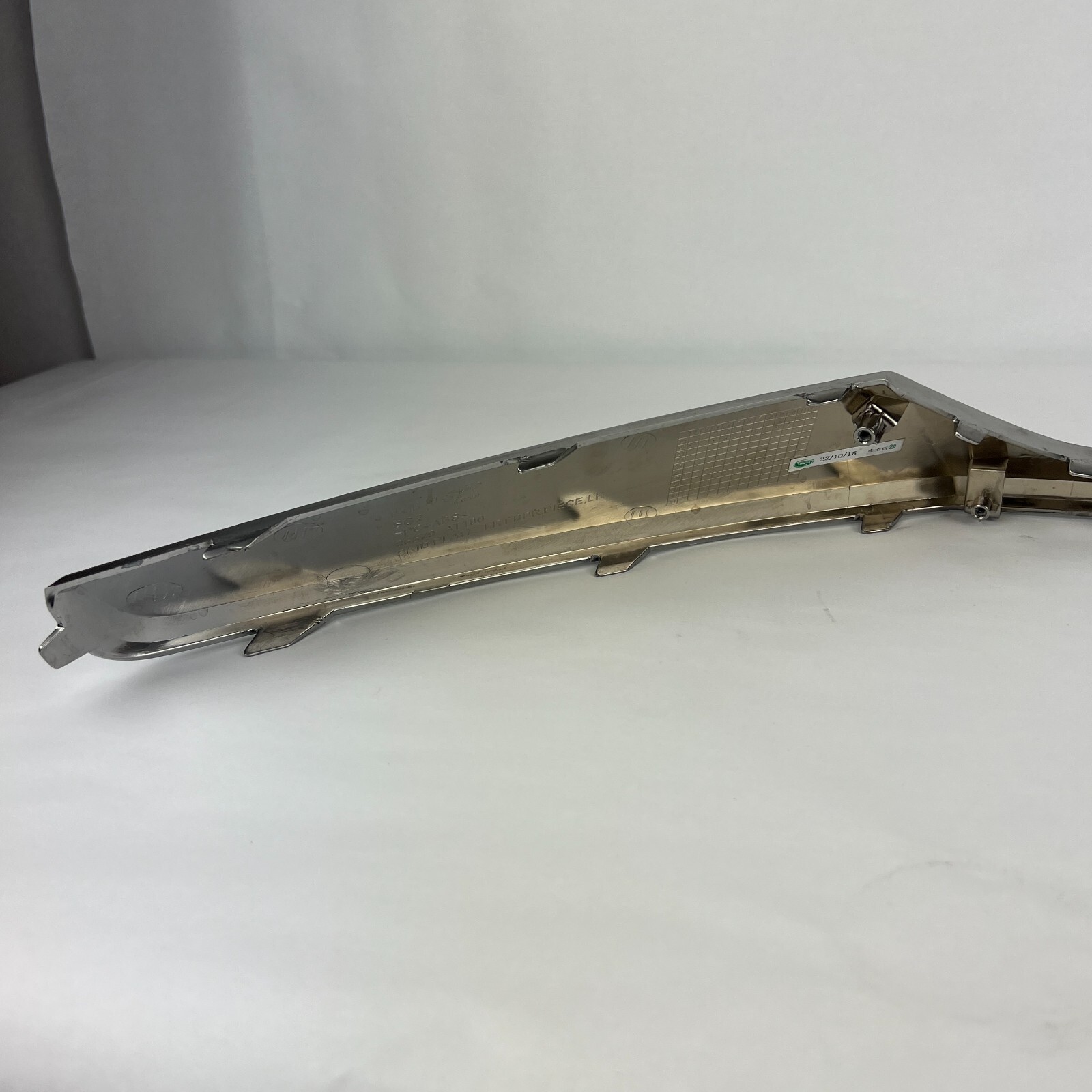 OEM 2023 2024 Kia Niro Front Bumper Left Skid Plate LH Chrome Trim