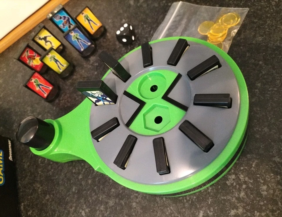 Ben 10 Alien Force Omnitrix Battle Board Game Pressman Complete & LOVELY Xmas - Image 4 of 4