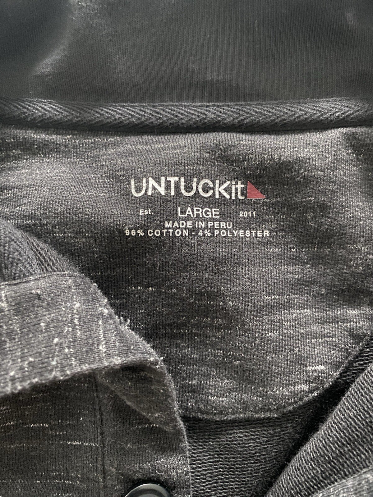 UNTUCKIT Men’s Large Three Button Pullover - Dark… - image 3