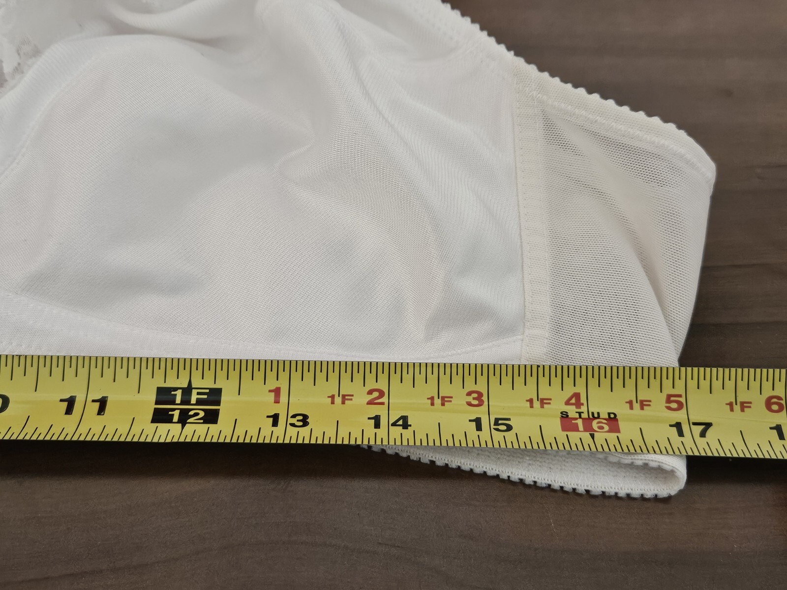 Exquisite Form White Full Coverage Wireless Bra. … - image 6