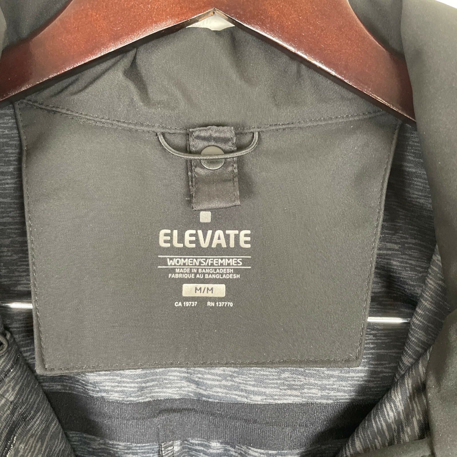 NWT Elevate MANHATTAN Softshell Jacket w/ Hood Bl… - image 7