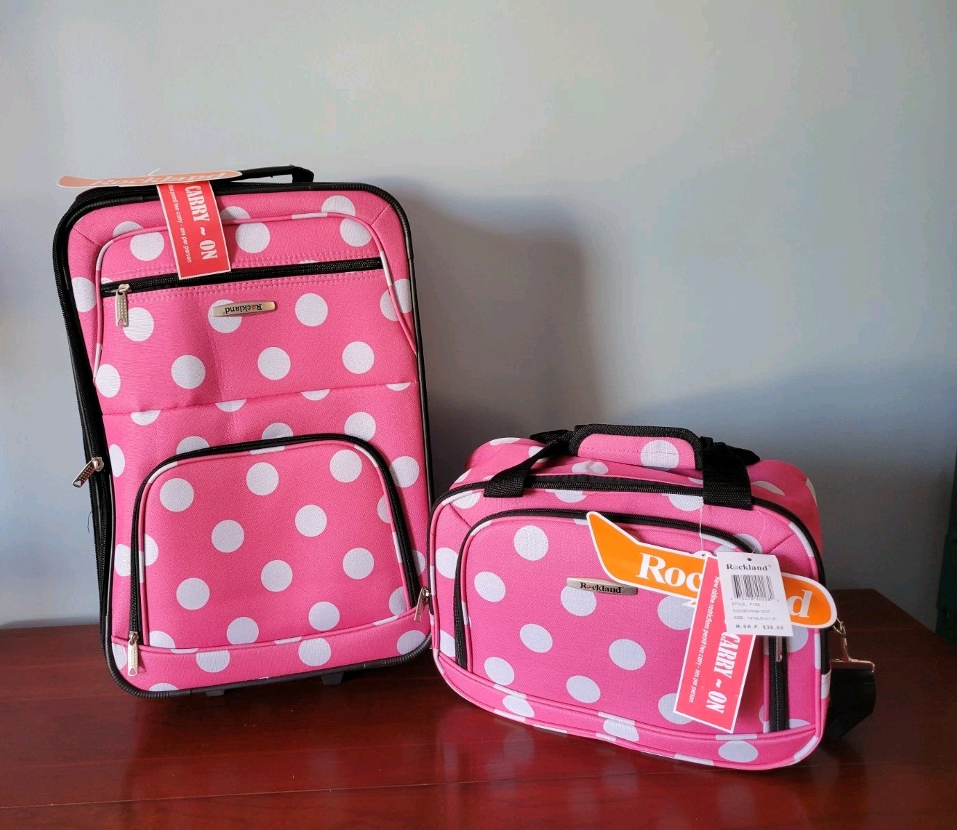 Pair of Rockland Pink Dot 19"  Expandable And Small Bag 14" 