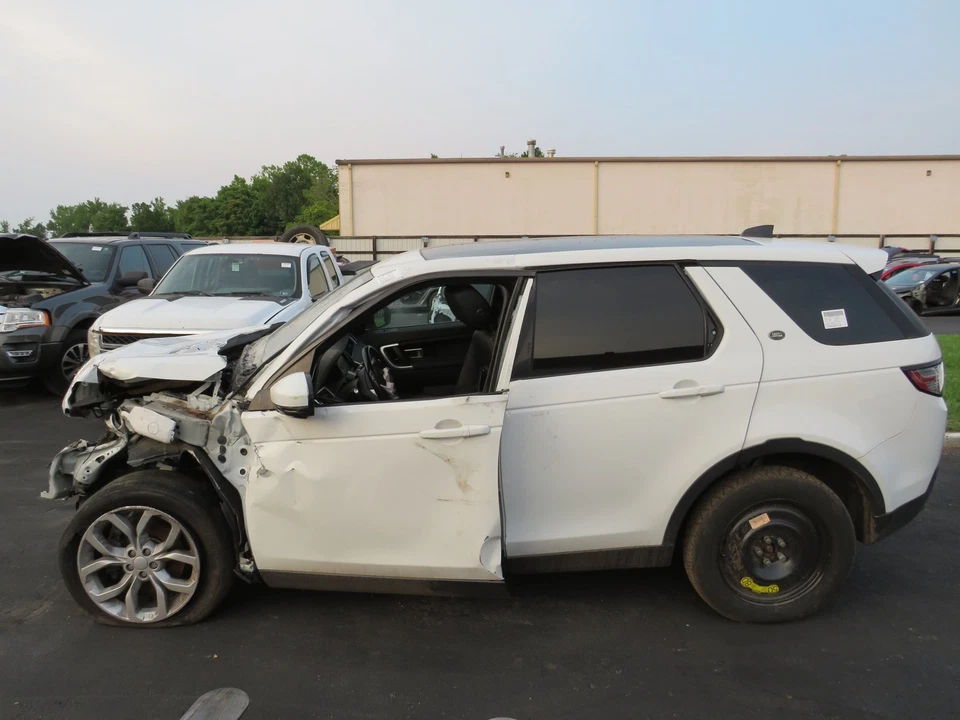 Топливный насос в сборе (с креплением на бак) 2019 Land Rover Discovery Sport от оригинального производителя LR065230 - Изображение 3 из 4