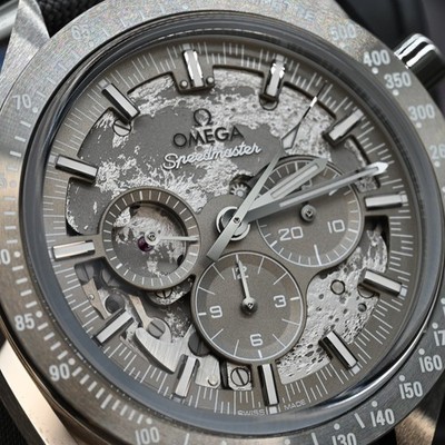 Omega Speedmaster Dark Side of the Moon Moonwatch Grey / Fabric 310.92.44.50.06 