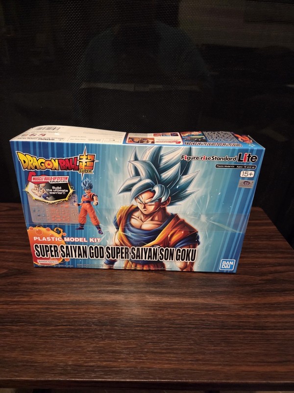 Bandai Plastic Model Kit: Super Saiyan God Son Goku Brand new in BoX
