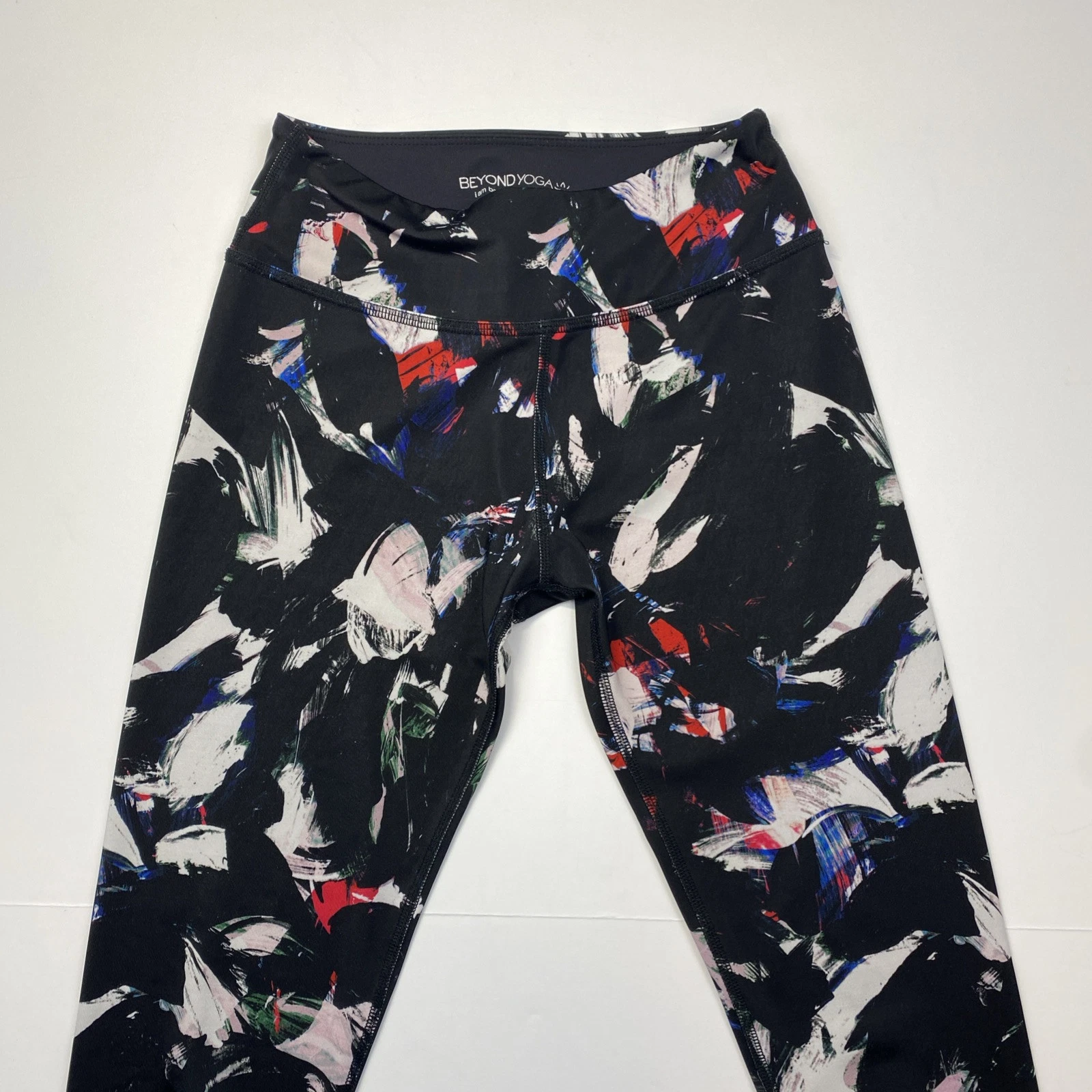 beyond-yoga compression abstract design gym workout leggings