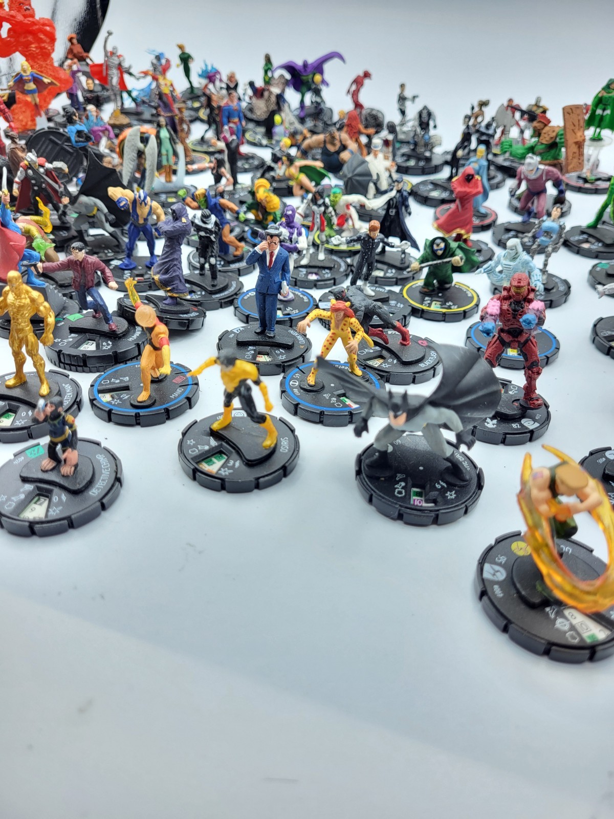 Large HEROCLIX LOT, Marvel Fantastic Four Halo Batman DC Comics Street Fighter