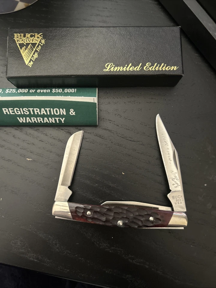 BUCK KNIVES 303 *LIMITED EDITION* CADET POCKET KNIFE / JIGGED BROWN BONE HANDLE - Image 2 of 4