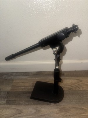 Gator Frameworks Short Weighted Base Microphone - Black (GFW-MIC-0821)