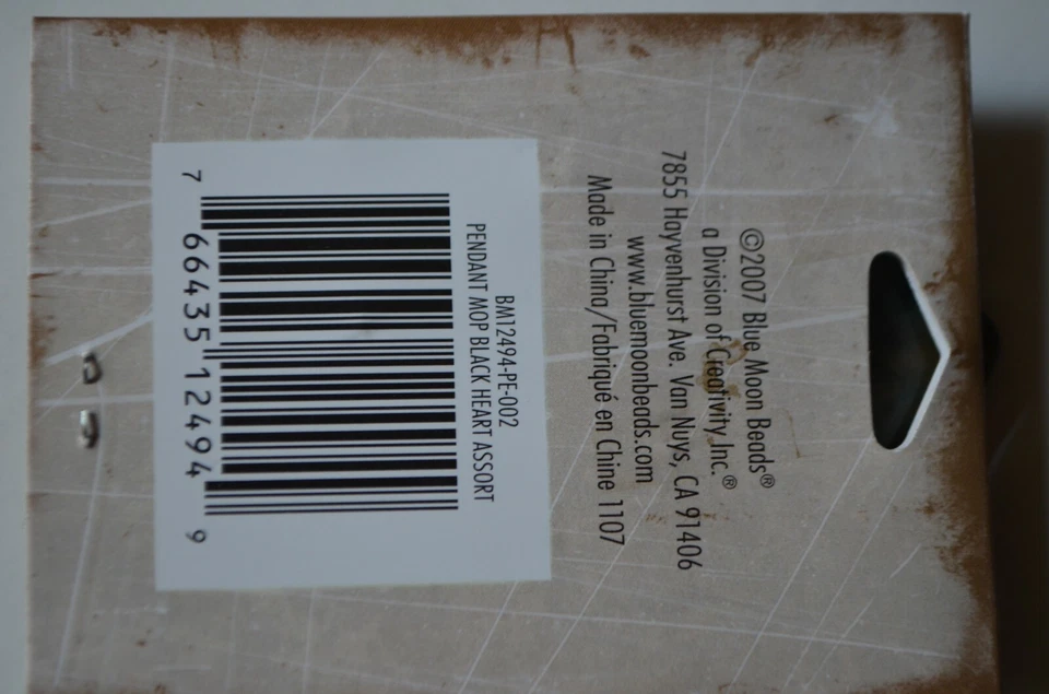 Set of 4 pcs. Mother of Pearl Hearts Pendant / Charms Blue Moon Beads  - Imagem 4 de 4