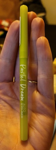 New LA Girl Pastel Dream Auto Eyeliner Pencil Magic Mint Lime Green Cruelty Free - Picture 3 of 3
