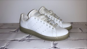 stan smith black leather white sole
