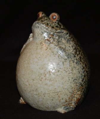 VINTAGE Ceramic Figurine Bullfrog 7'' Adorable Garden or Home Decor!