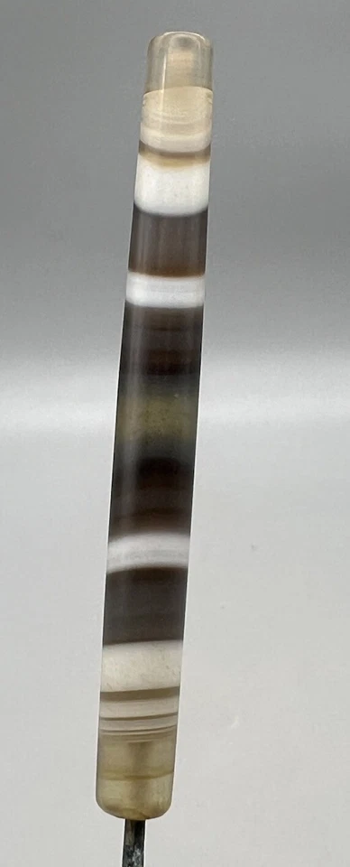 Amuleto de cuentas de ágata larga talismán Babagoria, cuentas de ágata con bandas del sur de Asia Foto 2 de 4