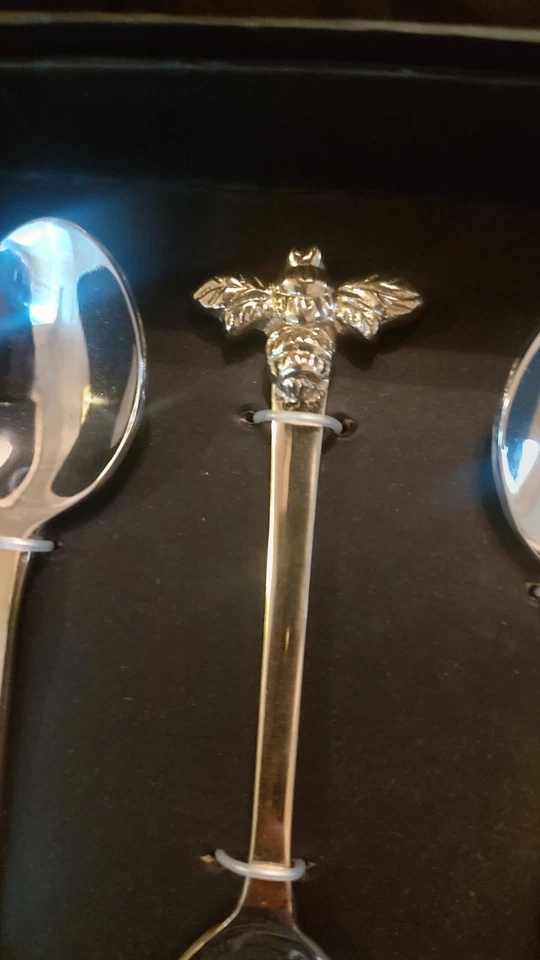 Juego de 4 cucharaditas de abeja de The Just Slate Company hechas a mano en Escocia  Foto 3 de 4