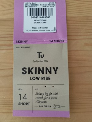 Weiße Damenjeans, Size 14, Schrittlänge 72 cm. Hosenbund 41 cm.