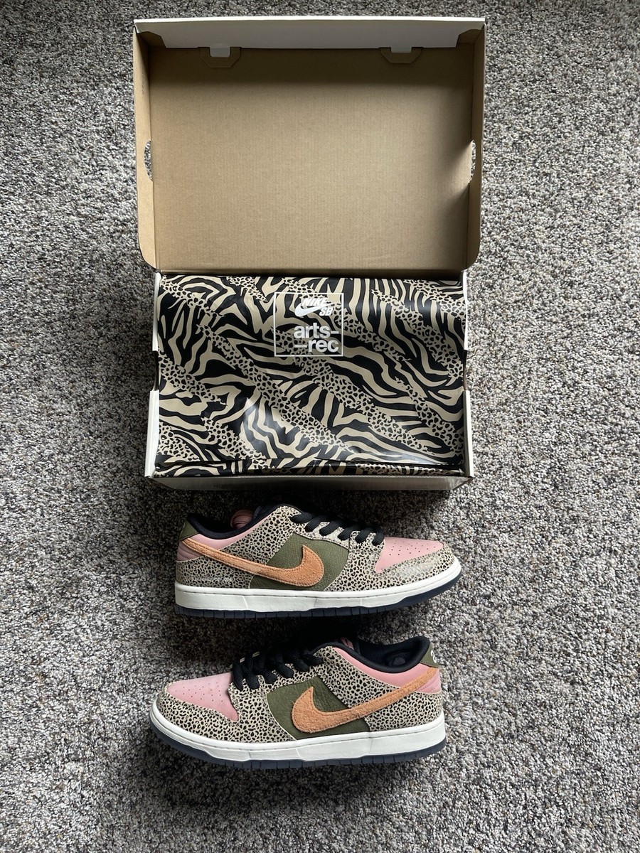 cowBNIKE SB DUNK LOW 2足セット Nike Dunk SB Low Pro x StrangeLove Valentines Day CT2552-800 Pink