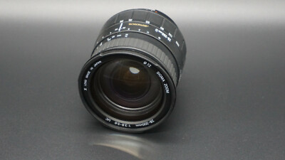 SIGMA ZOOM Ø72 28-200mm 3.8-5.6 UC Objektiv für Nikon AF + hama SKY 1A (LA+10)