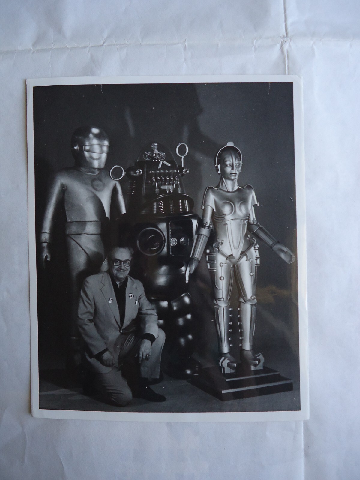 FORREST ACKERMAN+ ROBOTS/ U13A/Publicity photo | eBay