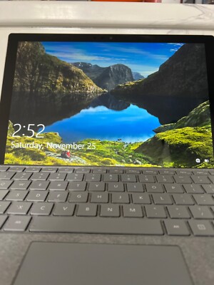 Microsoft Surface Pro 5 12