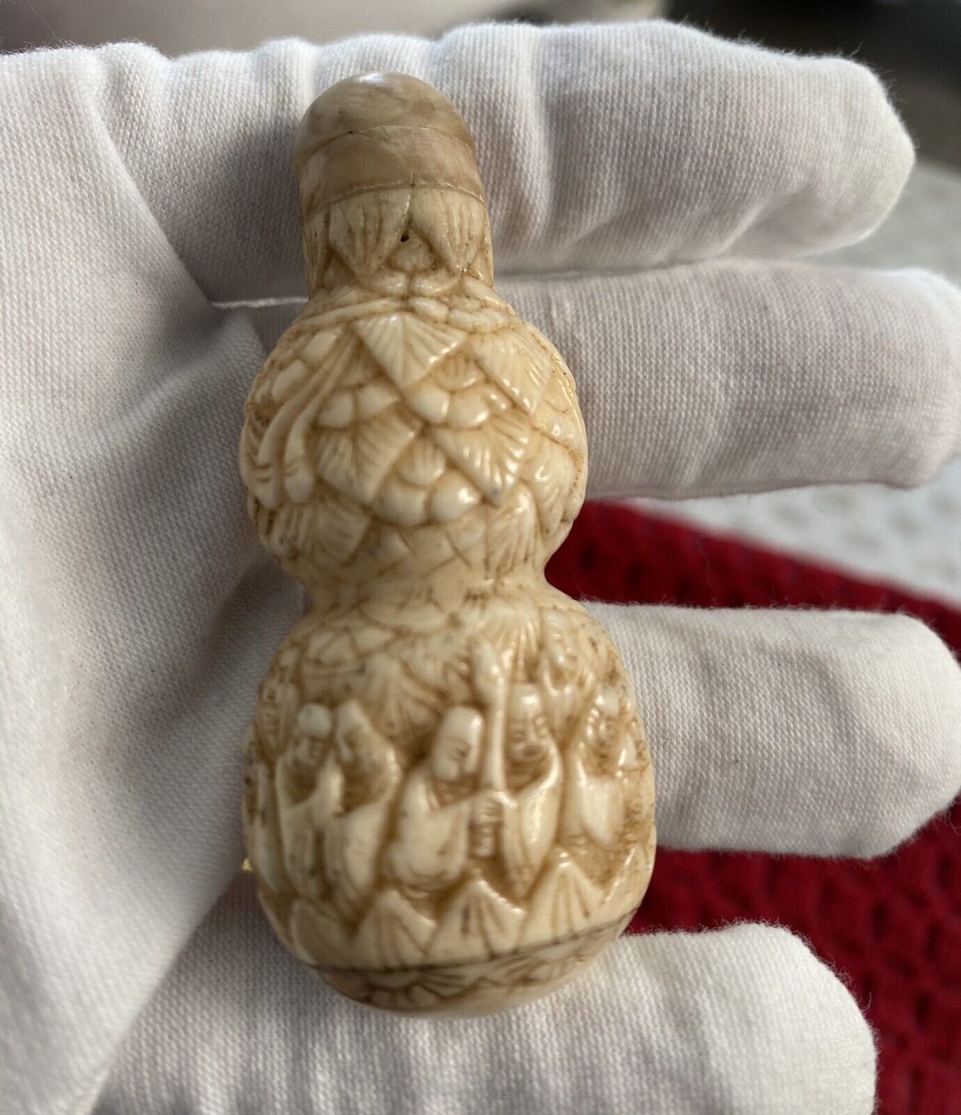 Antique Chinese Hand Carved  Snuff Bottle
