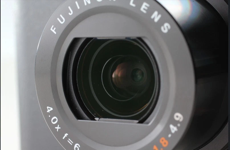 [NEUF] Appareil photo numérique compact WI-FI FUJIFILM XQ1 NOIR 12,0... - Photo 3/4