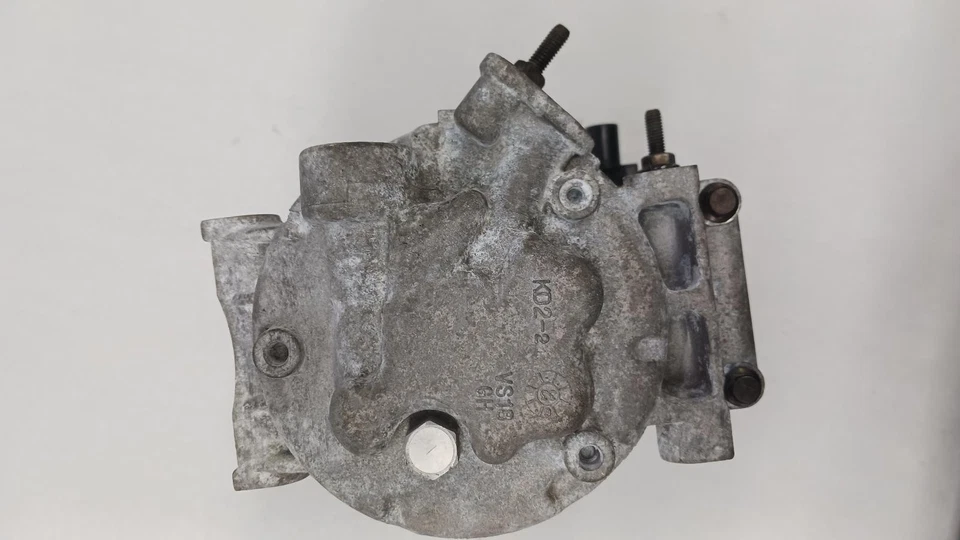 '07-'09 HYUNDAI SANTA FE AC Compressor 2.7L w/o rear AC 26k miles OEM - Imagem 4 de 4