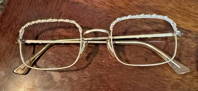 Vintage Artcraft Fancy Repousse Rococo Acanthus Eyeglasses 12k White Gold Filled - Image 1 of 4