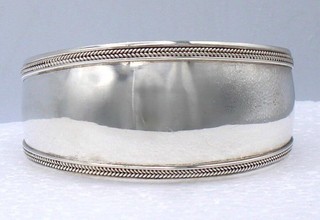 STERLING SILVER 1 1/4" WIDE CUFF BRACELET WITH BRAIDED ROPE 26.2 GRAMS VINTAGE