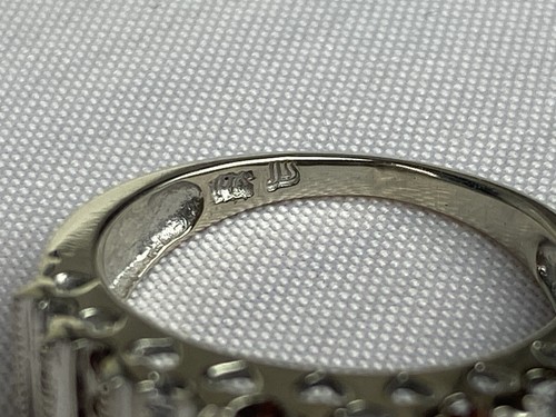 Women’s 10k White Gold Diamond Ring Size 6.5 White And Brown Diamonds Hearts - Picture 6 of 7