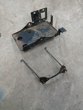 NISSAN MICRA K11 BATTERY TRAY AND CLAMP 