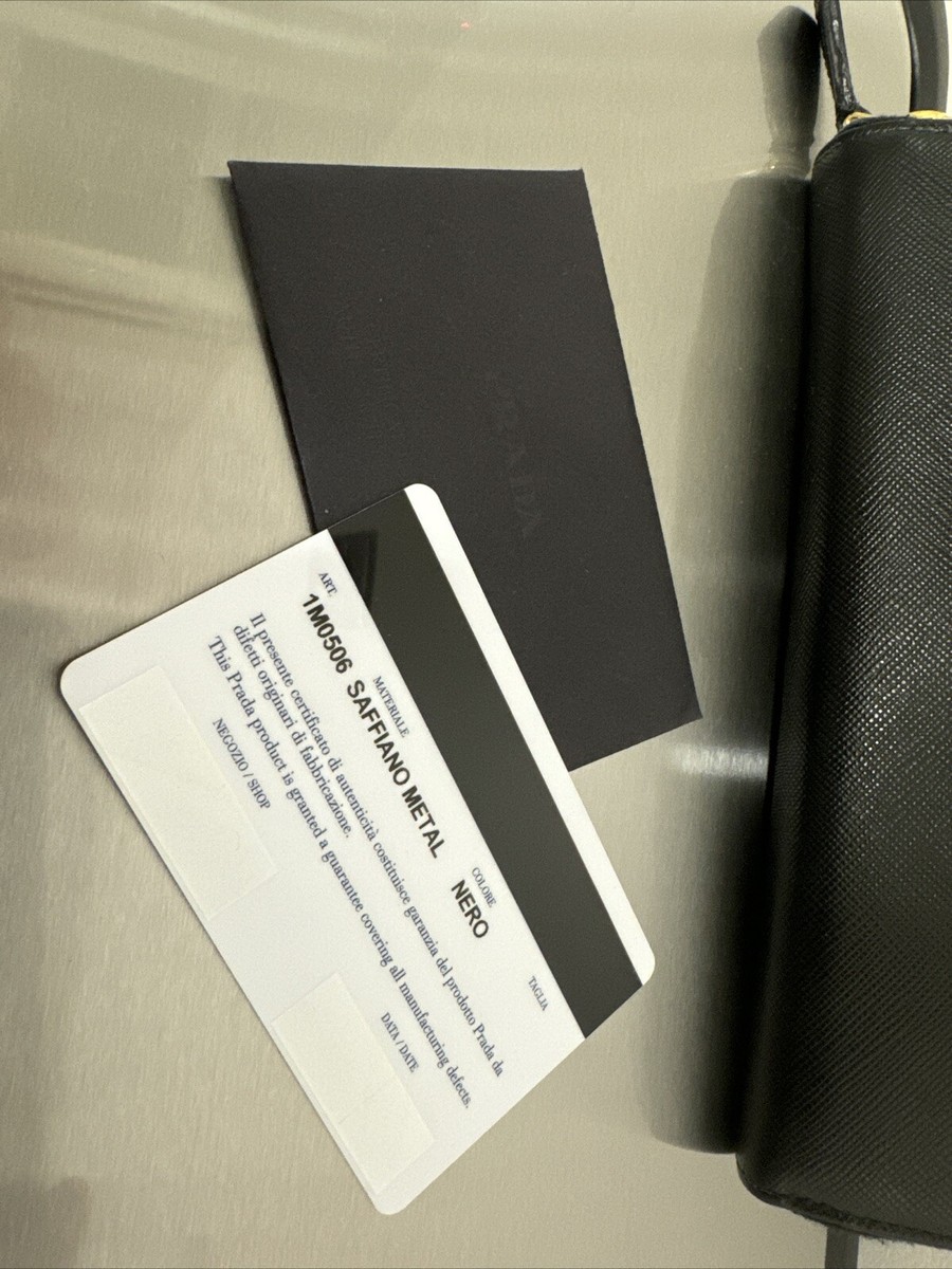 Authentic Prada Round Zip Long Wallet 1M0506 Saffiano Metal Nero