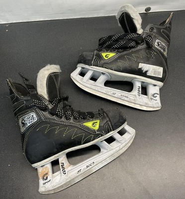 GRAF Supra 735 [ 2.5 R Junior ] AB Ice Hockey Skate Player Pair