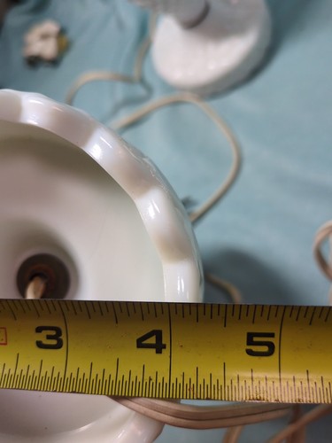 Vintage Milkglass Lamps 9 1/2" Set Of Two Needs New Electrical Cords Very Cute - Picture 18 of 21