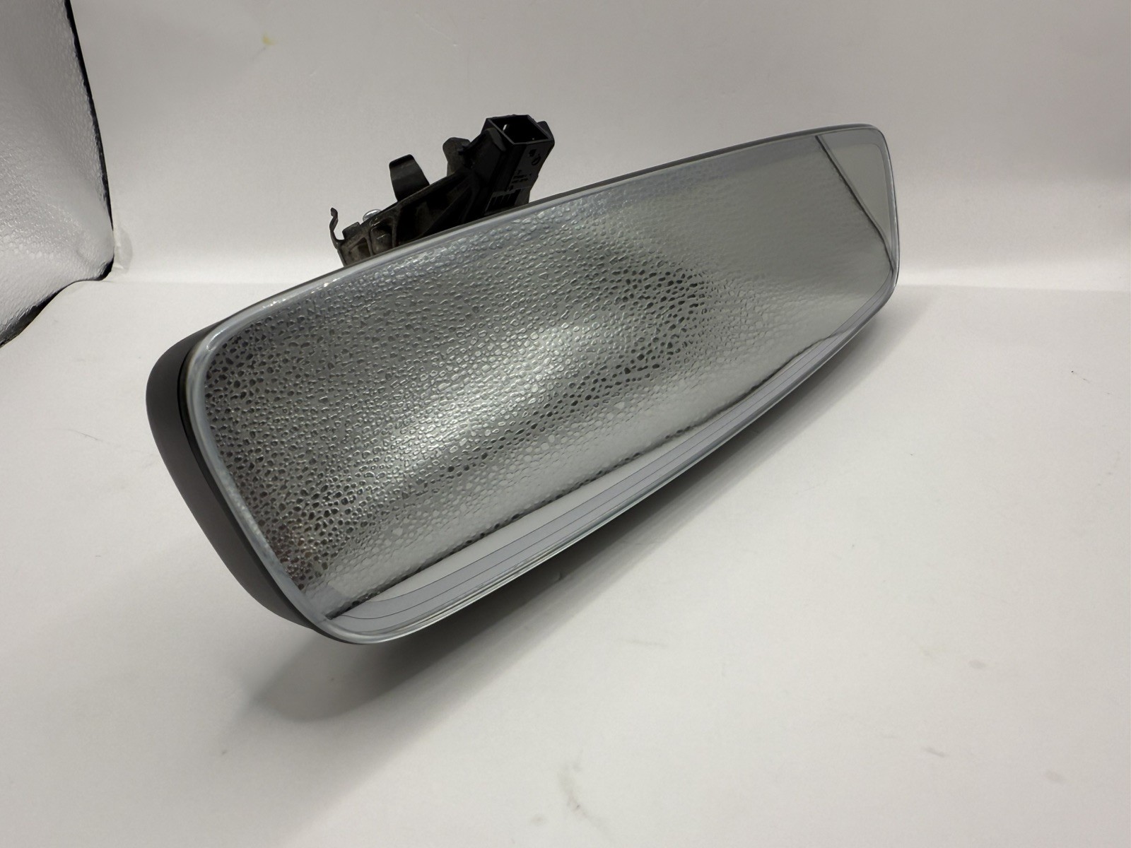2016-2020 Bentley Bentayga Interior Windshield Rear View Mirror 8W0857511