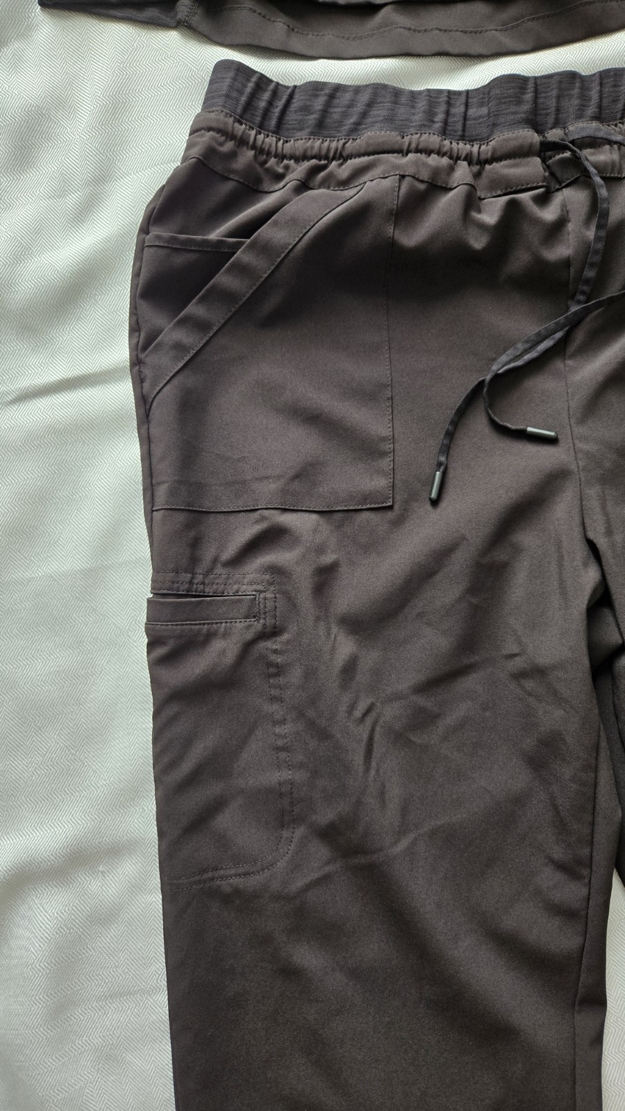 Urbane Performance Black Scrubset - image 7